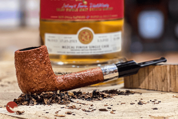 A straight tobacco pipe